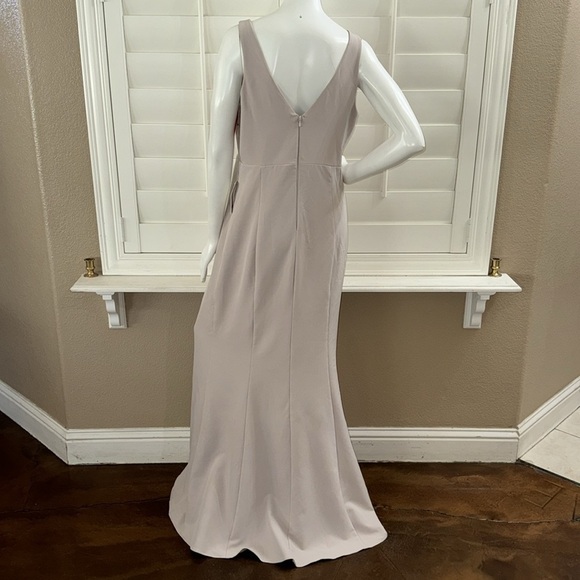 Show Me Your Mumu Morgan Gown Oyster - Picture 7 of 13